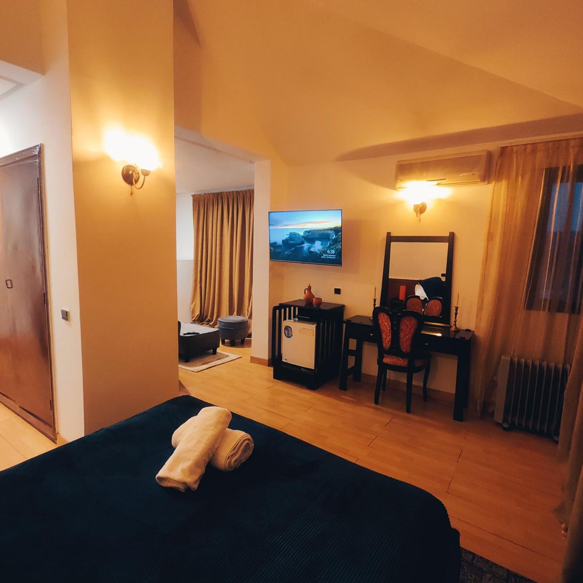 Hotel Amrouss Touristic Darmaroc Azrou Exterior foto