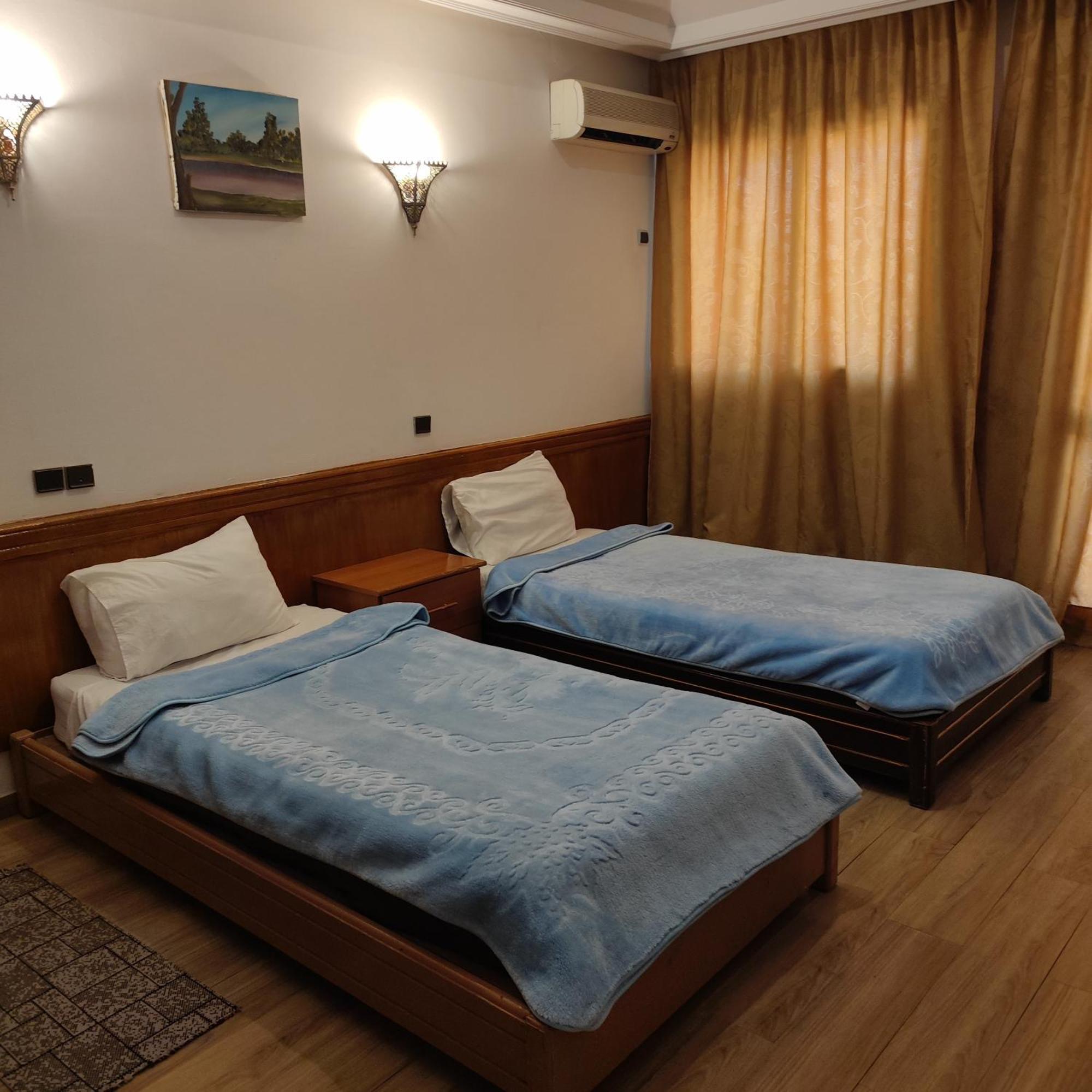 Hotel Amrouss Touristic Darmaroc Azrou Habitación foto